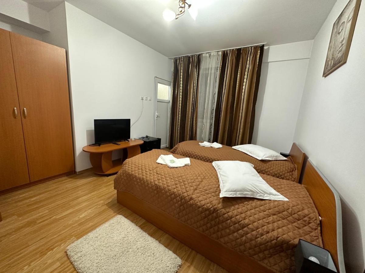 Casa Rustic Cazare Piteşti Eksteriør billede