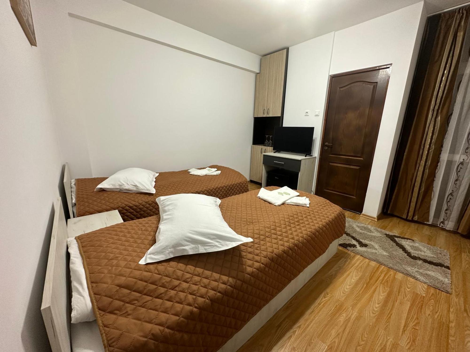 Casa Rustic Cazare Piteşti Eksteriør billede
